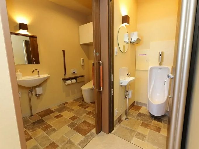 おとなとこどもの仙川泌尿器科