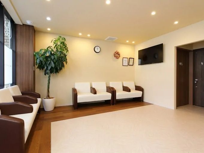 おとなとこどもの仙川泌尿器科