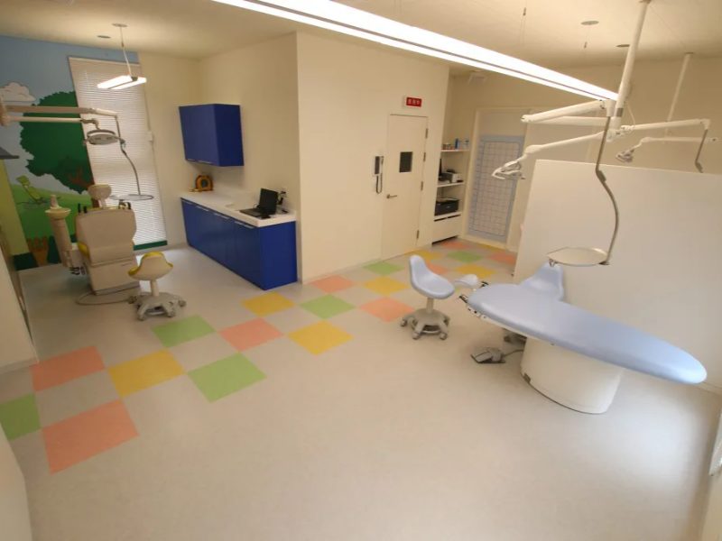 うまがみこども歯科