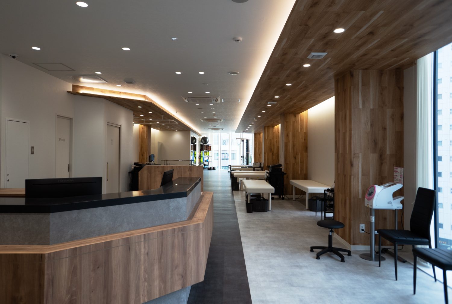 東新宿整形外科リハビリクリニック