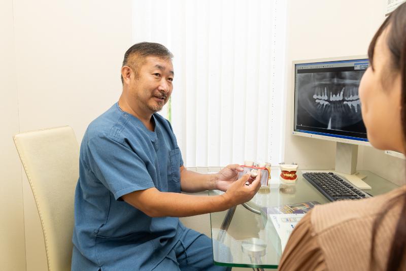 なめき歯科医院