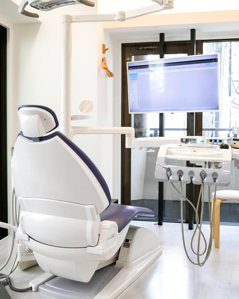 ゆくゆくは若い医師にインビザライン治療のワザを伝授したい