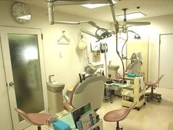 小室歯科 上六診療所