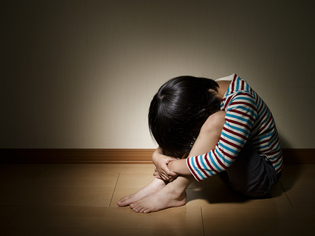 喋り始めるのが遅れる原因