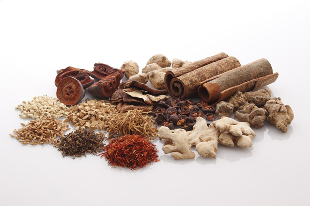 「漢方薬に期待される不妊治療の効果」とは 西洋薬との併用で相乗効果が？