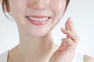 歯列矯正で口ゴボを治す方法｜治療を行うメリットや治療期間、費用相場も解説