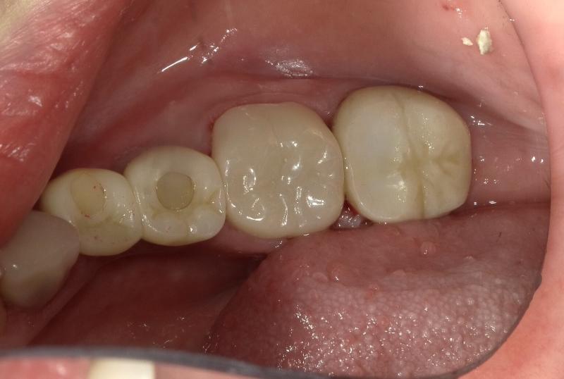 ホワイトラビット歯科医院