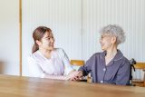 脳血管疾患と介護｜後遺症への対応やリハビリ、利用できる制度を解説！