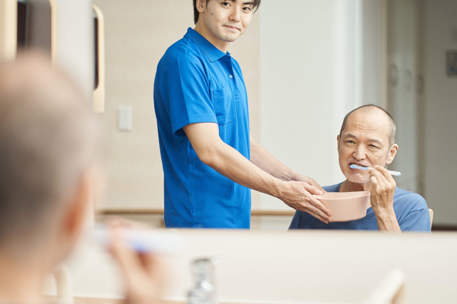 介護における口腔ケアの注意点