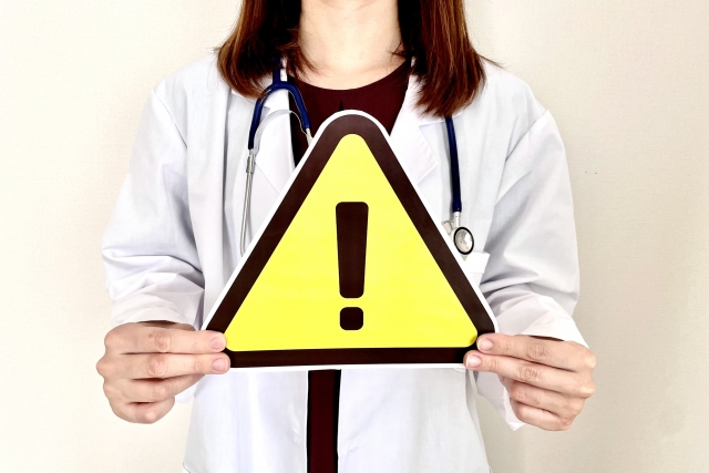 自宅で寝たきりの方を介護する際の注意点