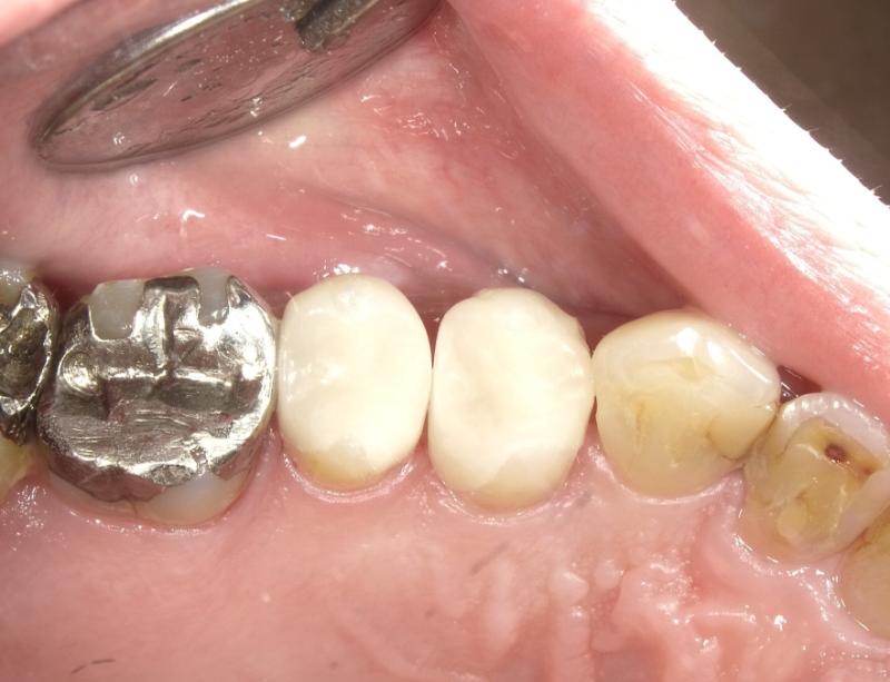 ホワイトラビット歯科医院