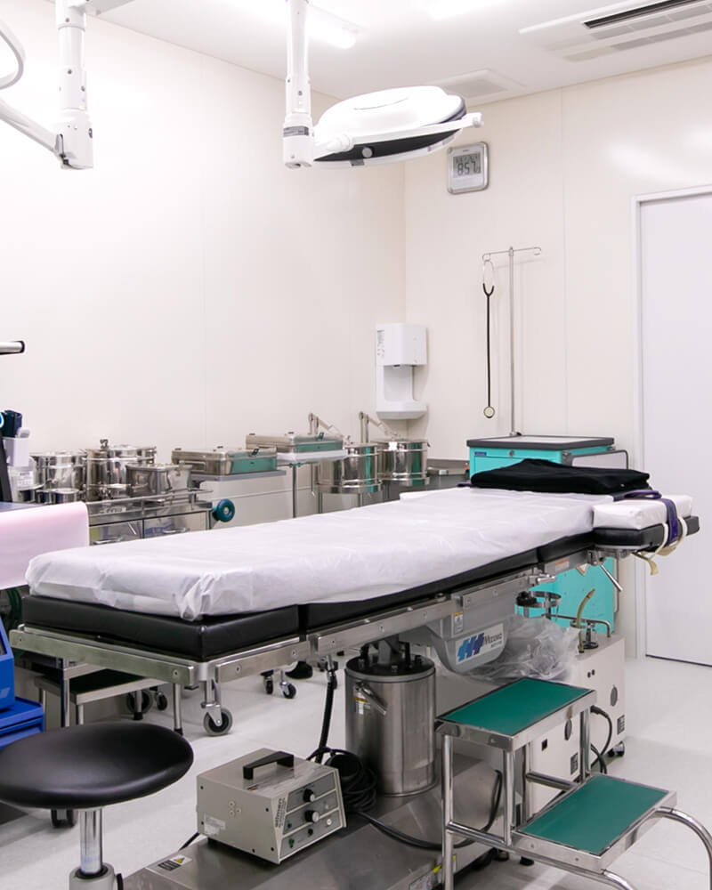 手術で叶える「自然な縦長のおへそ」