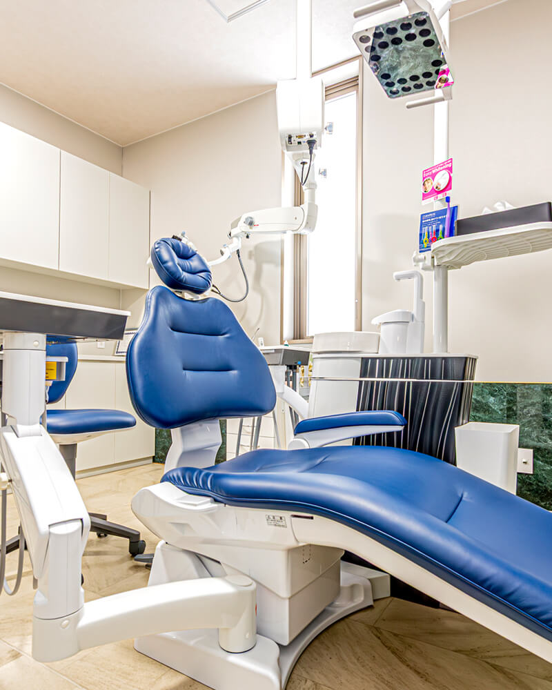 審美性はもちろん術後の機能面でも優れるインプラント治療