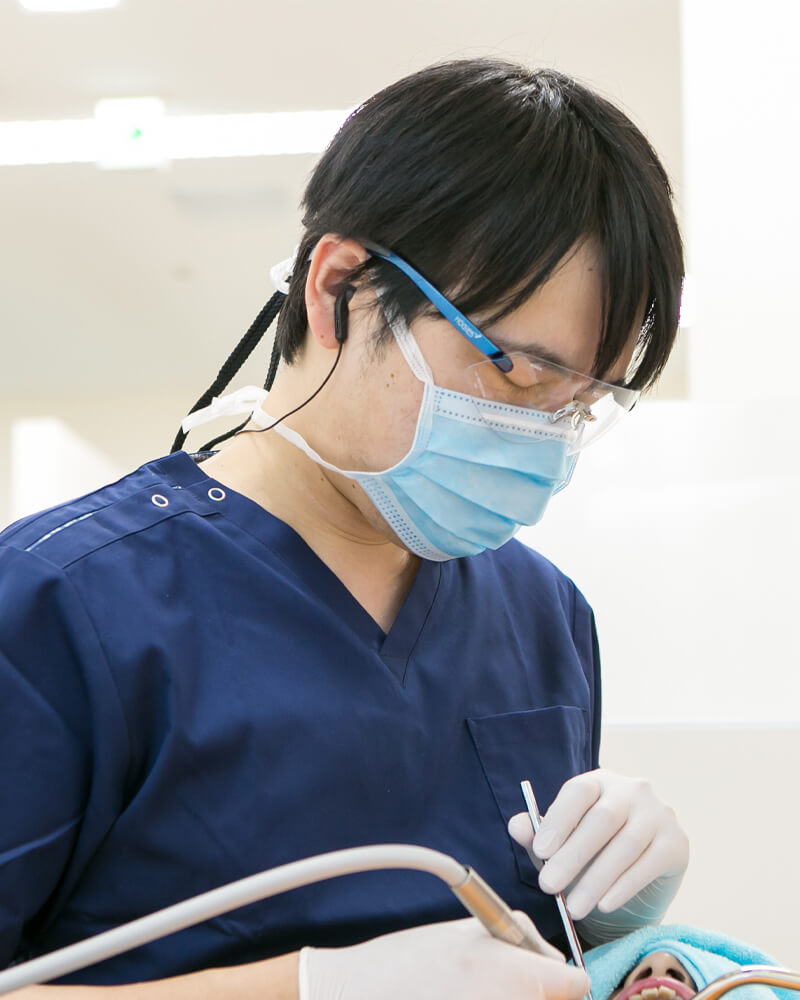 インプラント治療の前に、お口のトラブル改善を優先