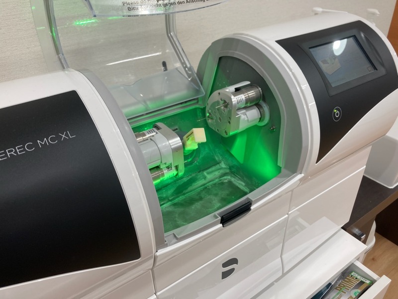 伏見リーフ歯科クリニック