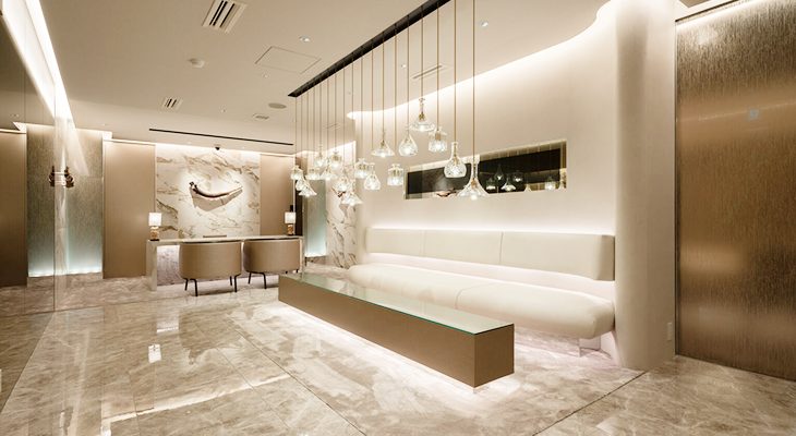 酒井形成外科photo