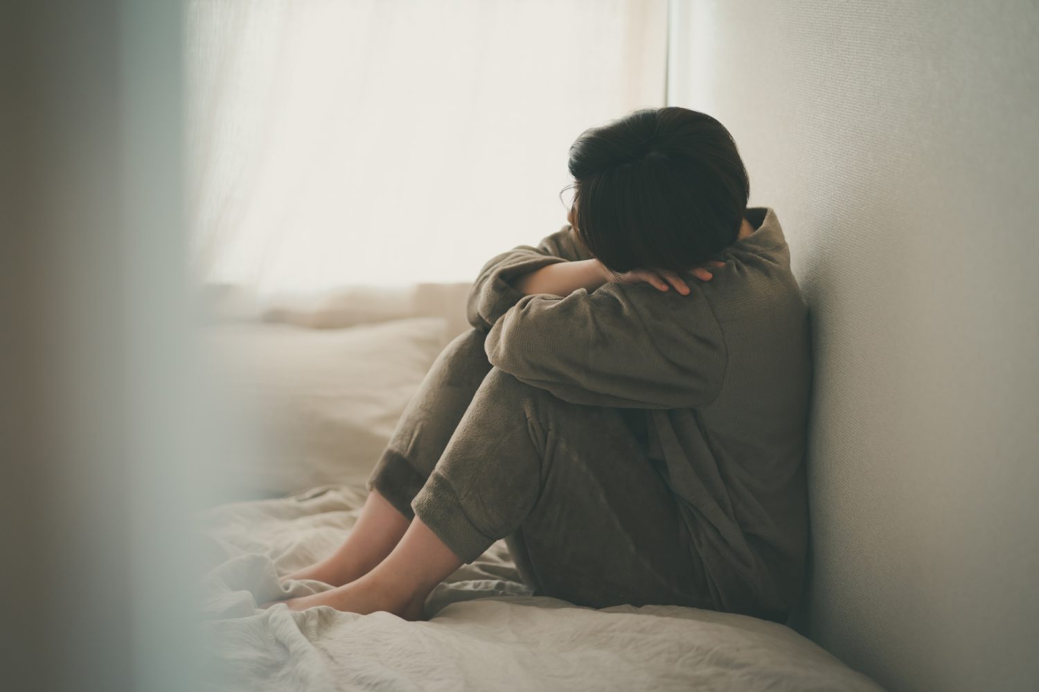 こんな自分に覚えがあるなら要注意！ 微笑みうつの危うい思考・行動パターン