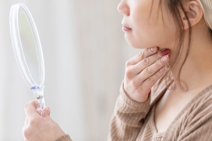 ルームウェアの女性