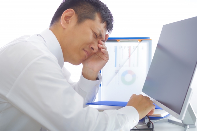片目だけ眼精疲労になることはある？