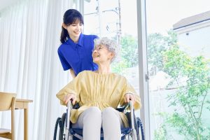 特別養護老人ホームに入居できる介護度は？入居までの流れなどをわかりやすく解説