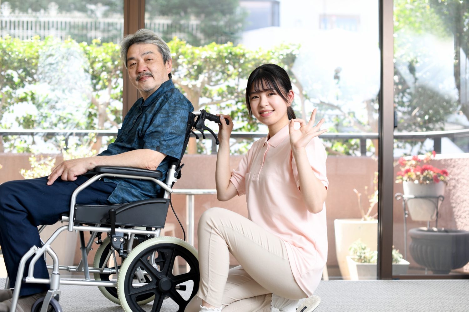 介護医療院と特養の違いとは？医療体制や費用、入所条件などを解説