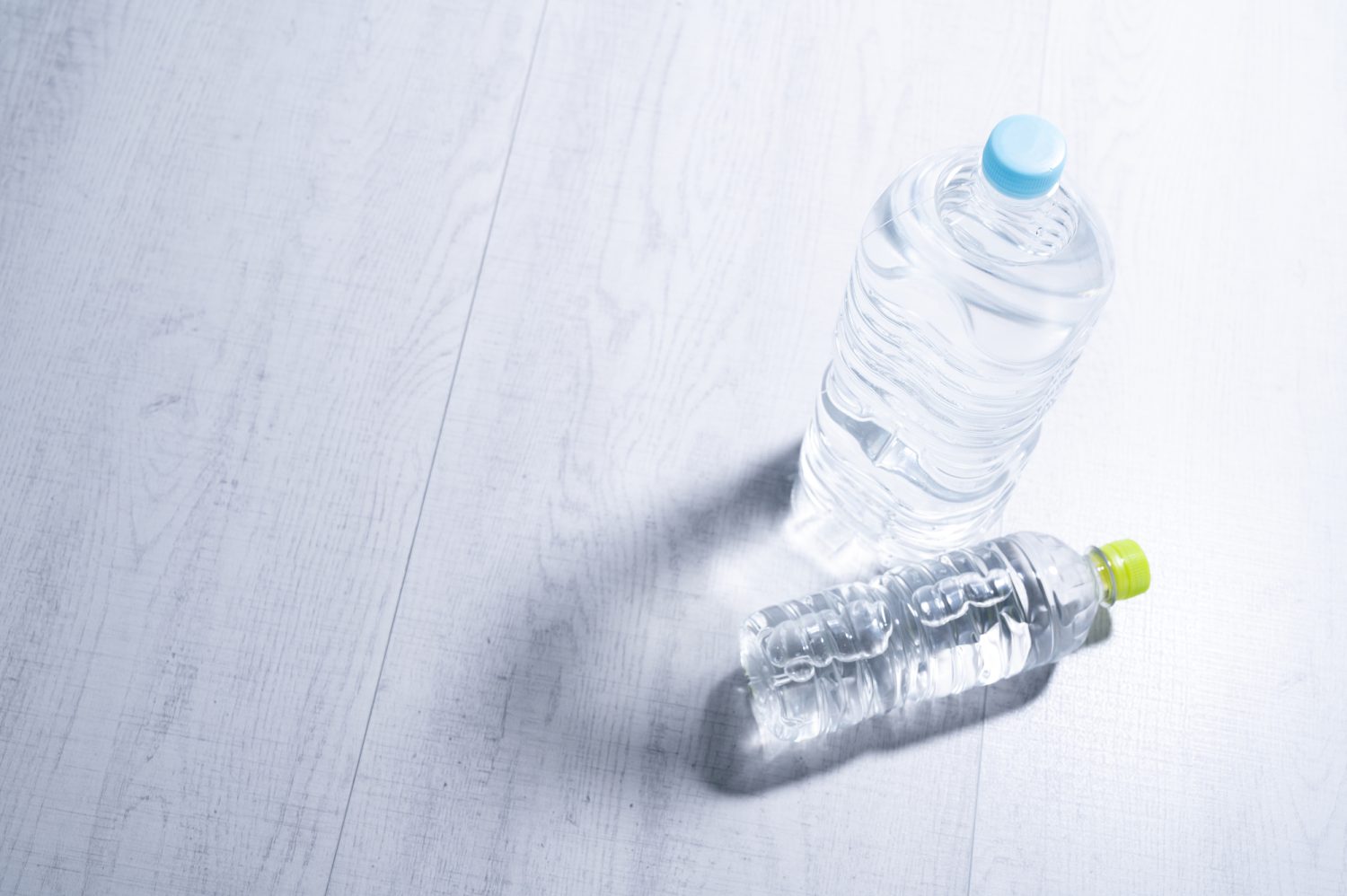 「水2リットル神話」の真実 目指すべきは適正な水分状態