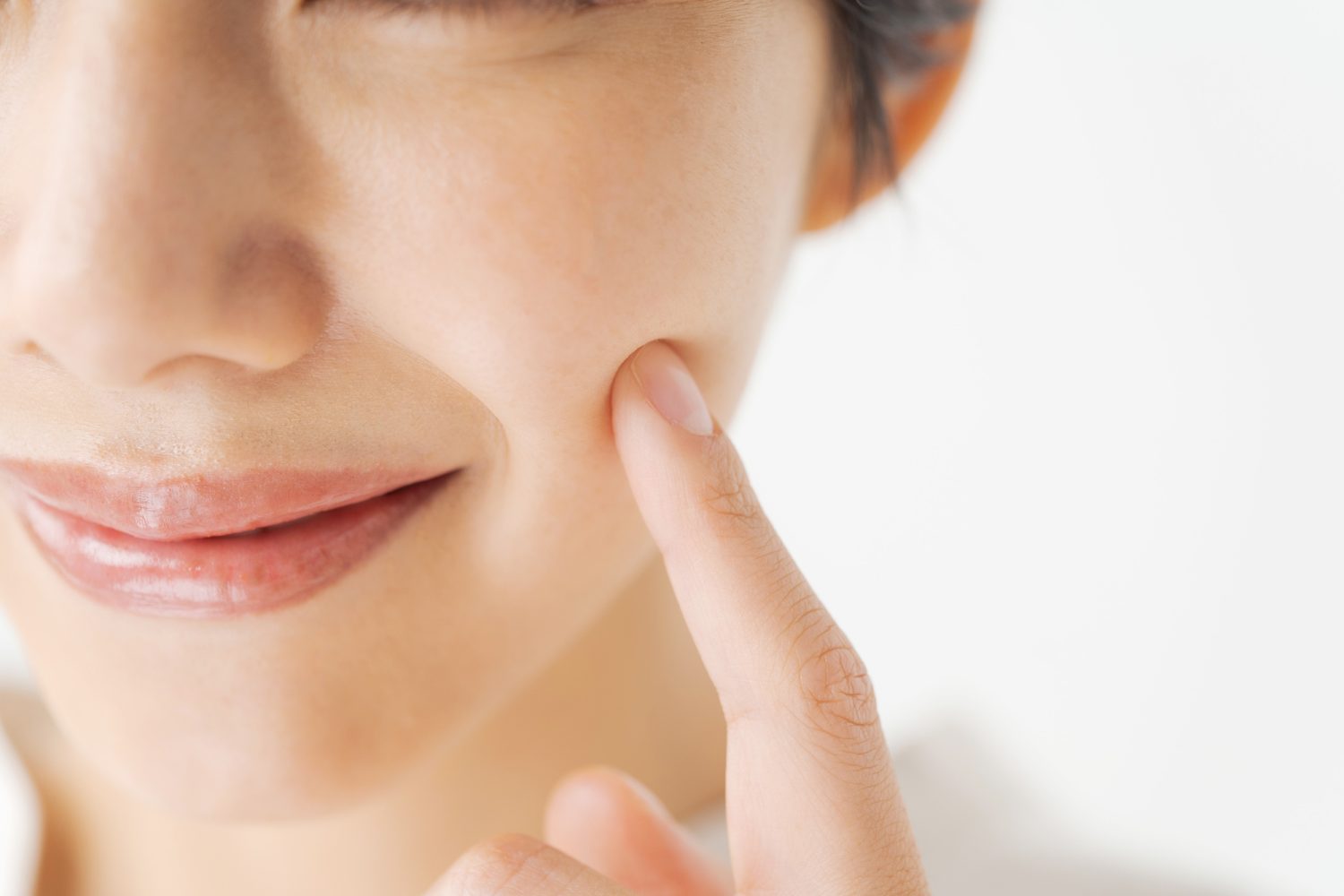 「たるみ」の原因は皮膚だけじゃない? 骨の加齢変化に注目すべき理由