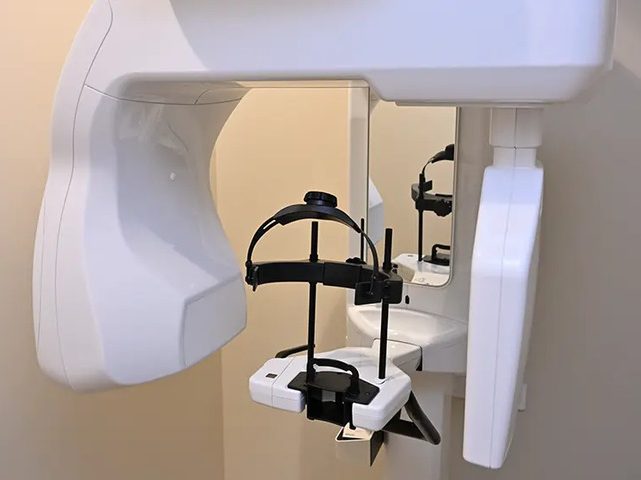 横浜駅西口歯科 本院