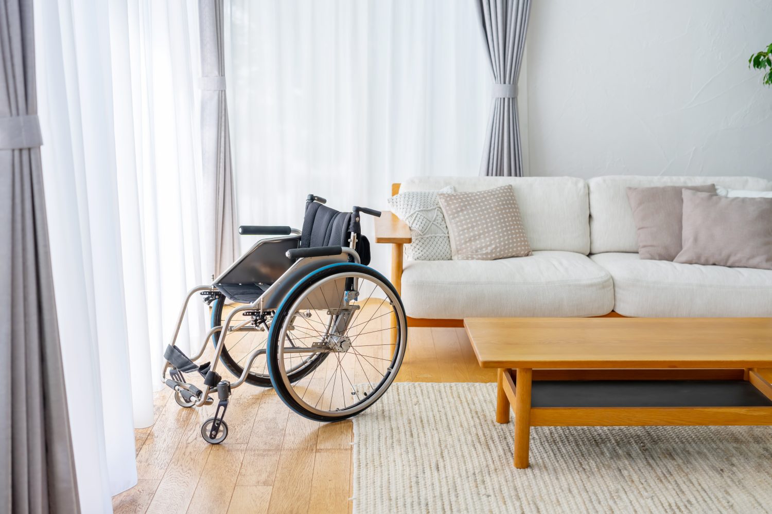 【在宅介護】住まいや環境を整えてプライバシーを守る方法