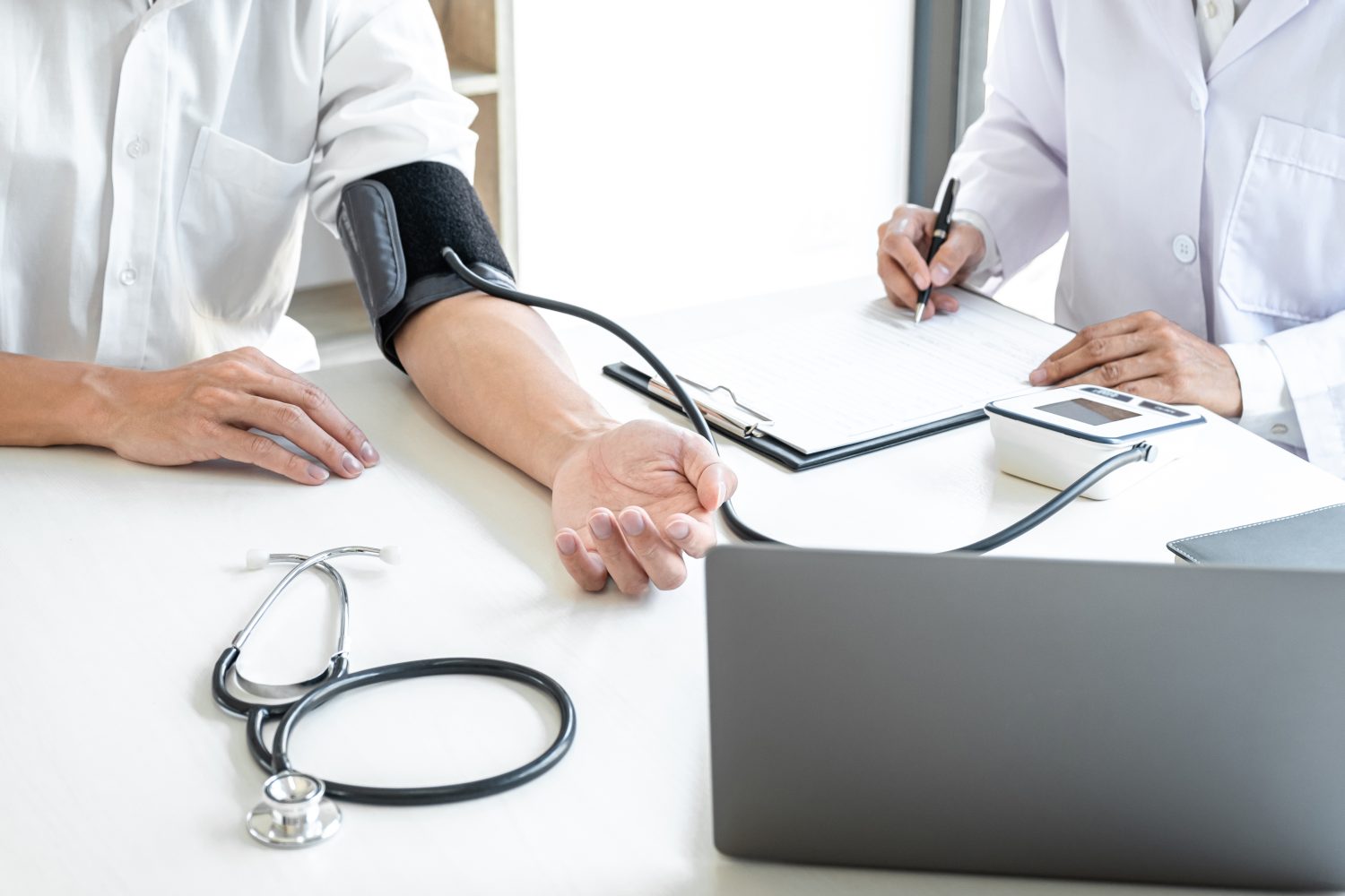 「まだ大丈夫」は危険？生活習慣病で”通院すべき人”の特徴とは