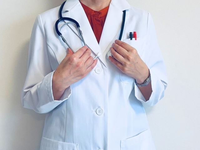 胃ろうのトラブル別の対処法と受診目安