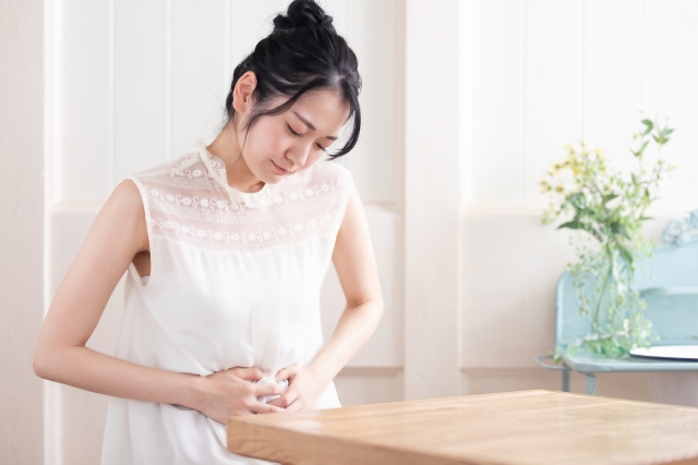 胃下垂の人にみられる食後の症状と対処法