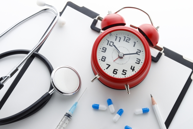 網膜剥離の治療期間と注意点