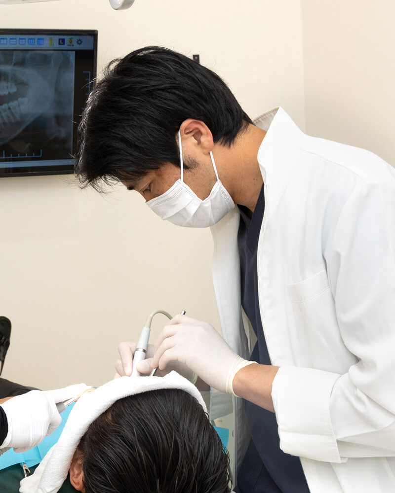 大学病院水準の専門治療や手術を、日帰りで