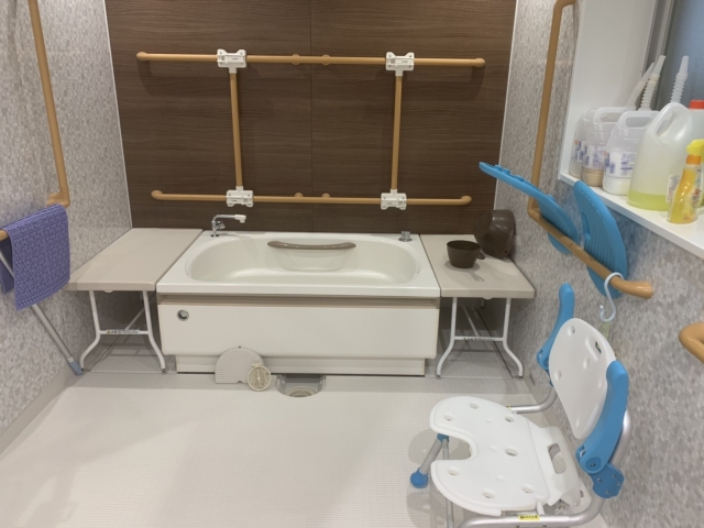 要介護者のお風呂を補助する入浴介助の基本