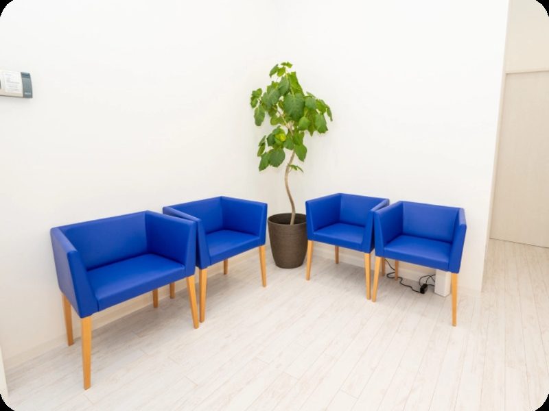 姪浜駅前矯正歯科