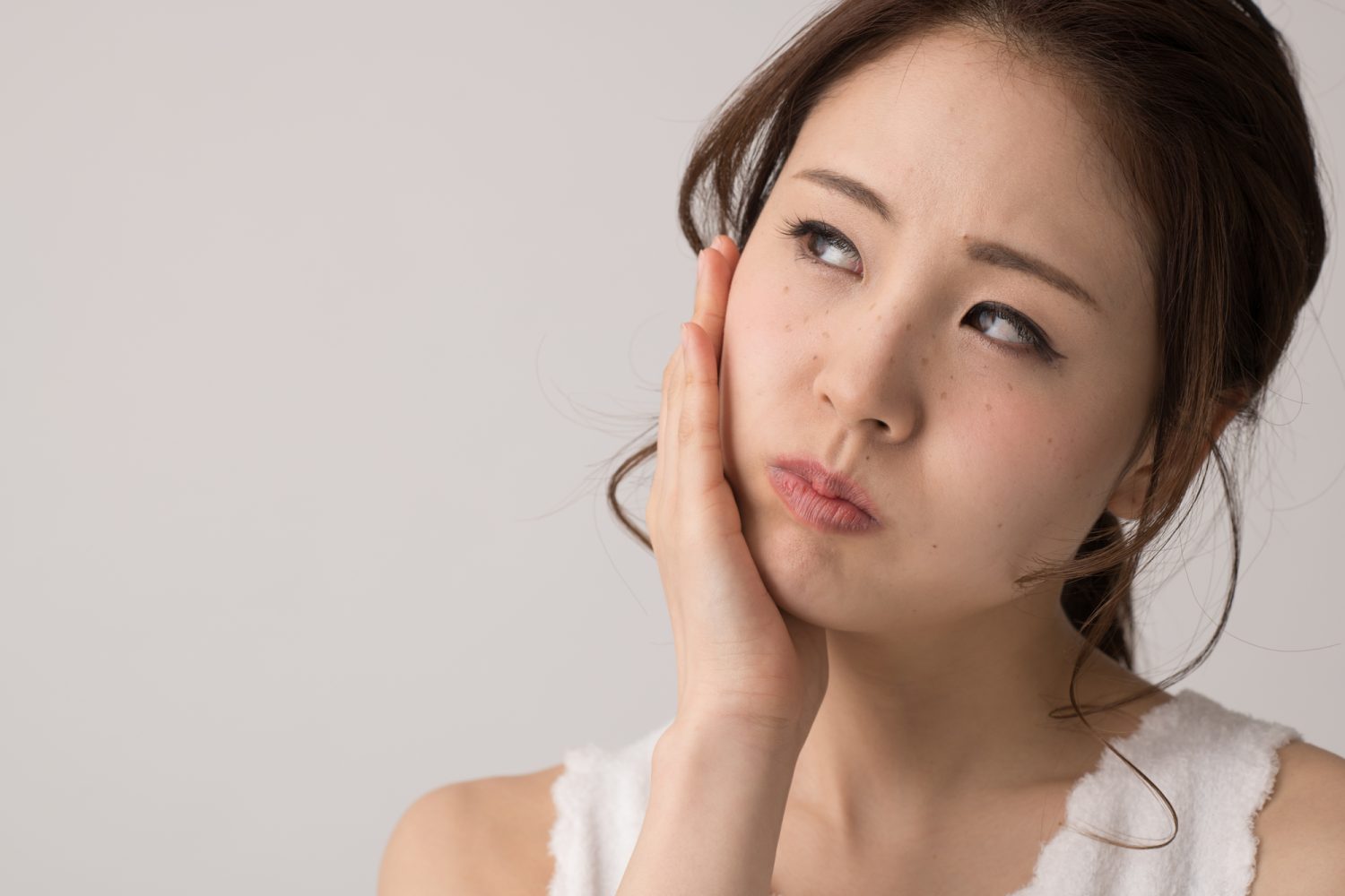 顔のたるみ治療、トラブルになることもある?