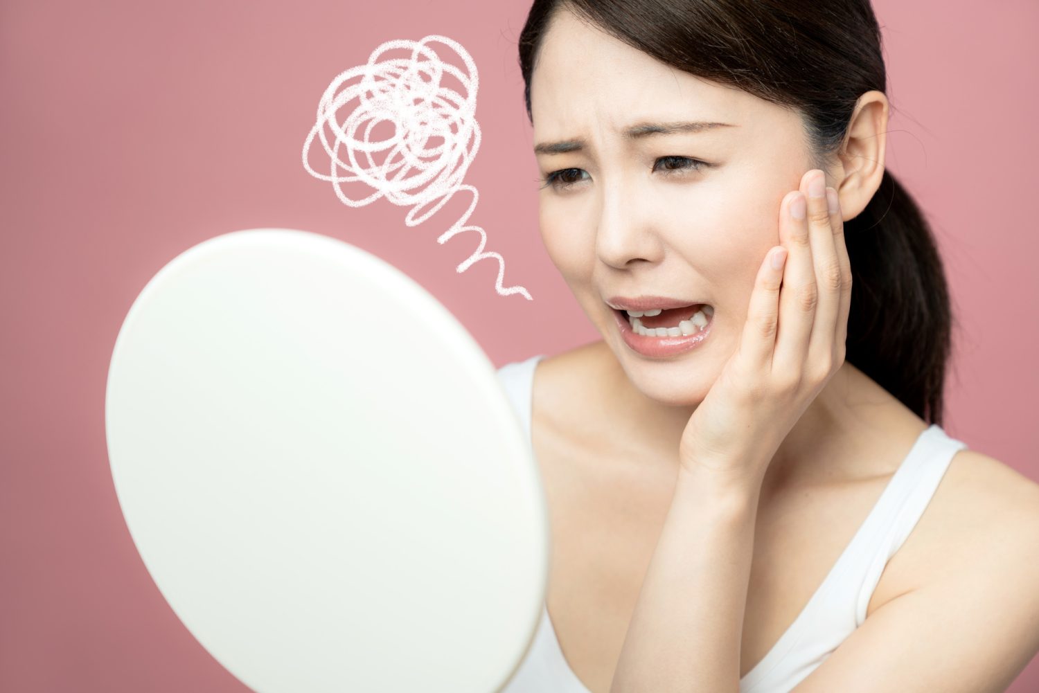 「顔のたるみ治療」に多いトラブル・失敗ケースとは？ 回避するにはどうすれば？【医師解説】