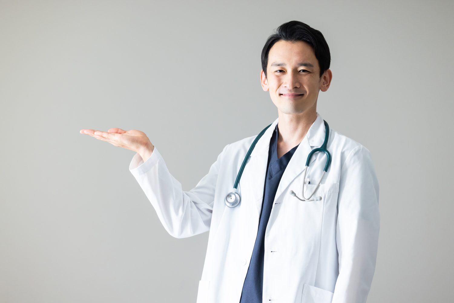 たるみ治療、それぞれの特徴を医師が解説