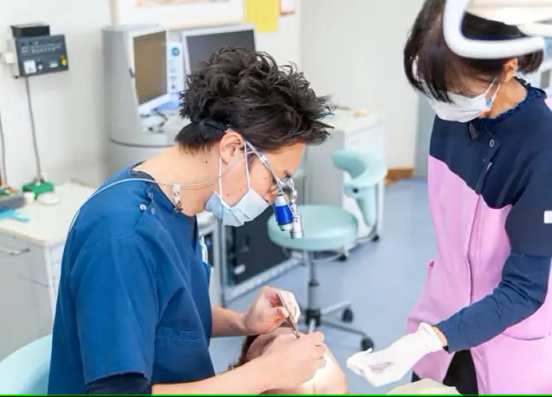 岡田小林歯科医院