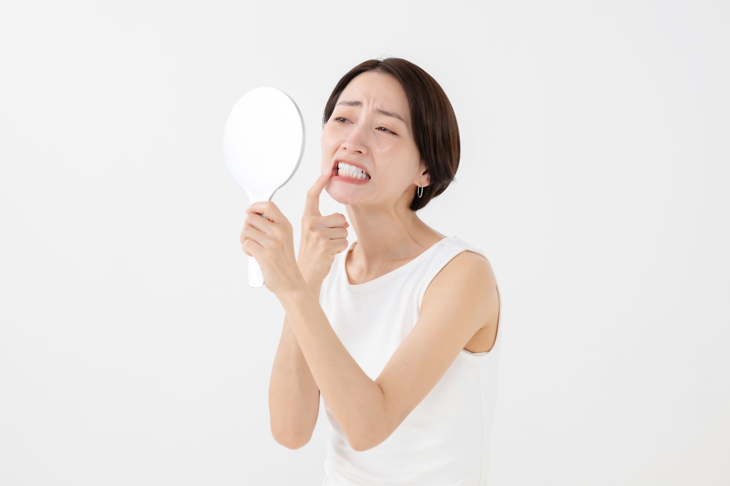 八重歯は部分矯正で治療できる？