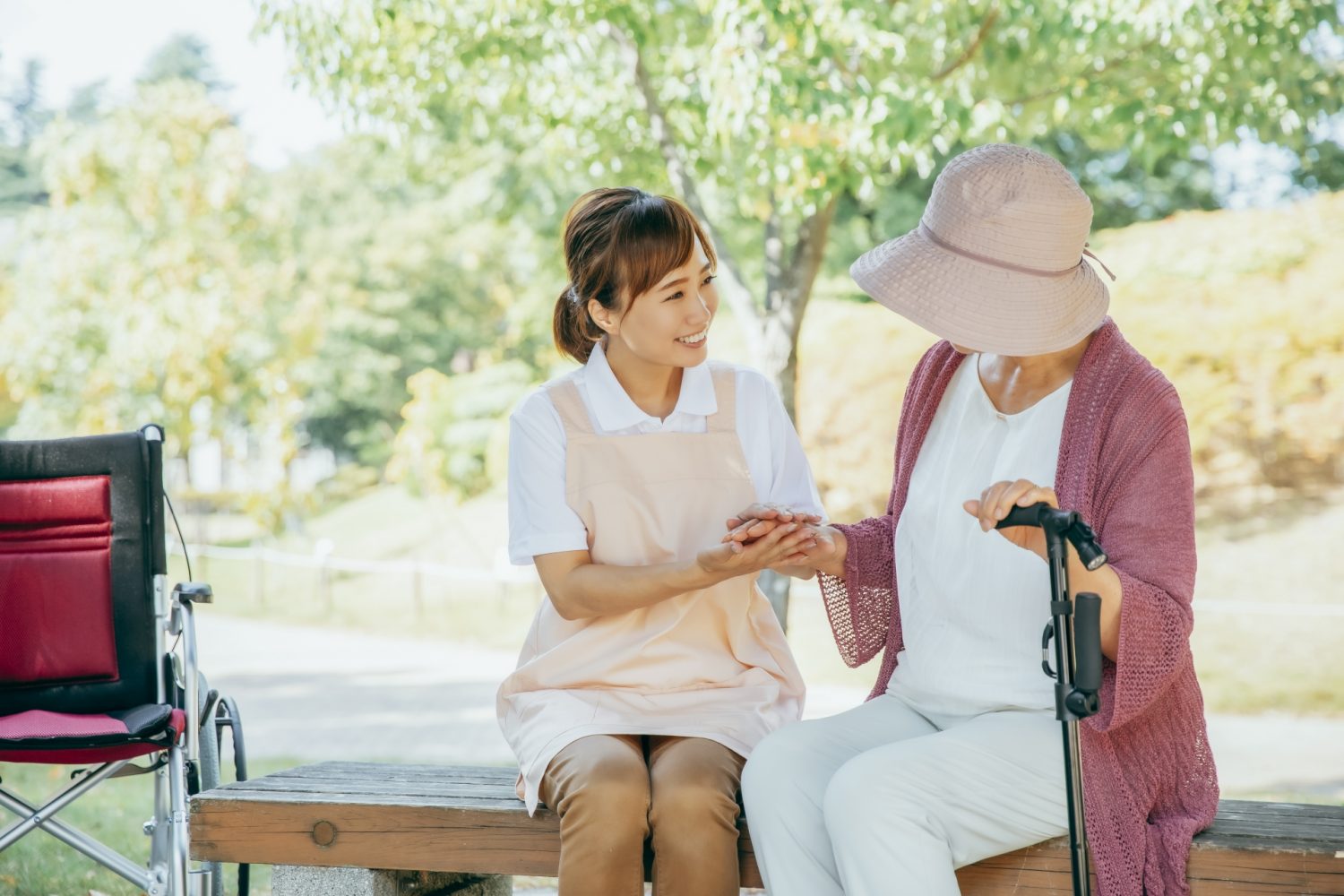 認知症の兆候や初期症状がある方を介護するポイント