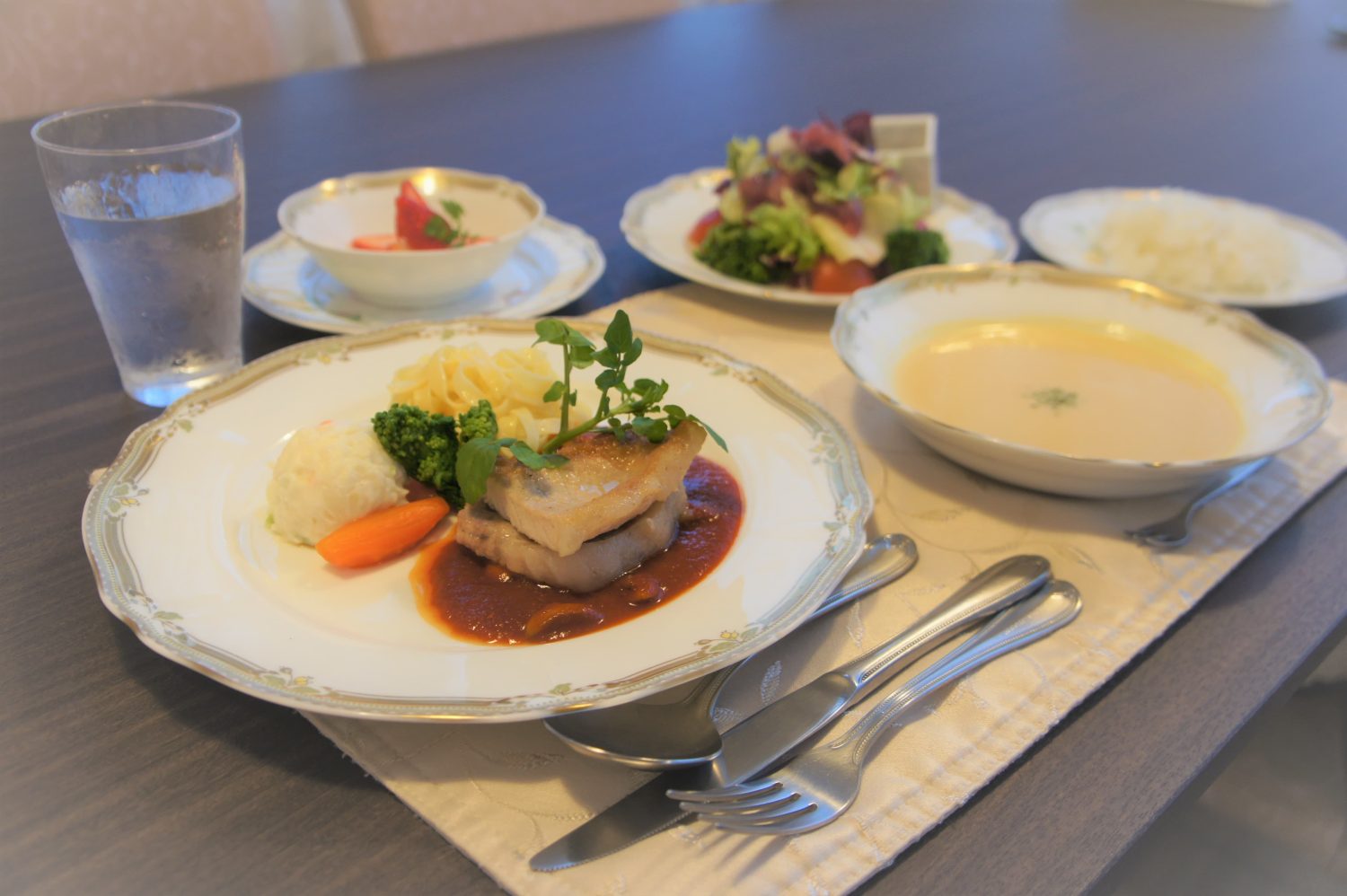 安達産婦人科クリニック