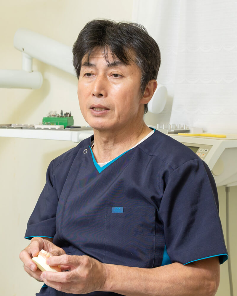 見た目の違和感が少なく自然なフィット感を追求したミラクルデンチャーとコンフィードデンチャー