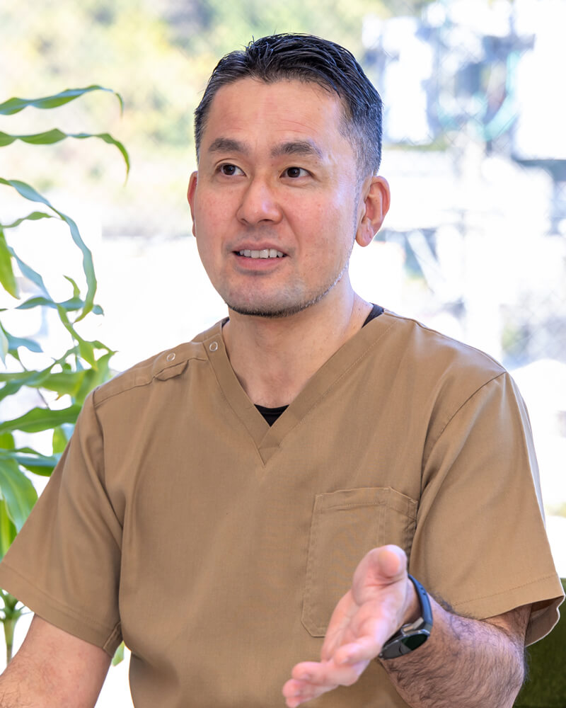 適切な原因の見極めによる、抜歯に頼らない矯正治療