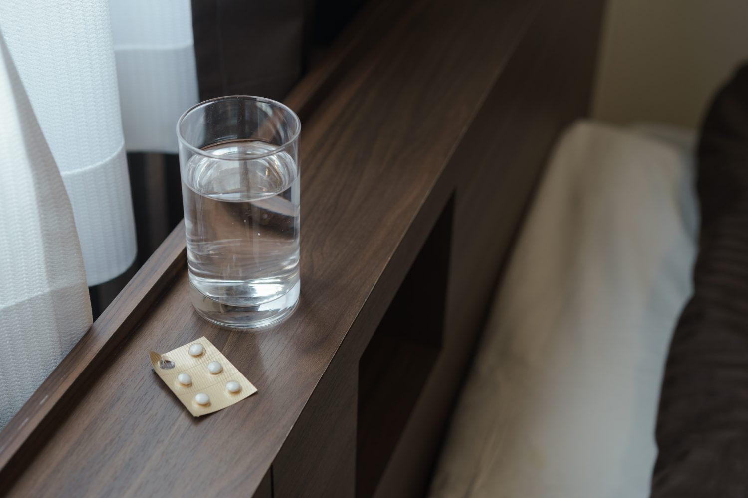 うつ病で“ずっと寝てる”状態が続くときに考えられること