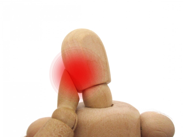 奥歯が抜けた場合の治療法は？放置リスクから治療法選びまで徹底解説