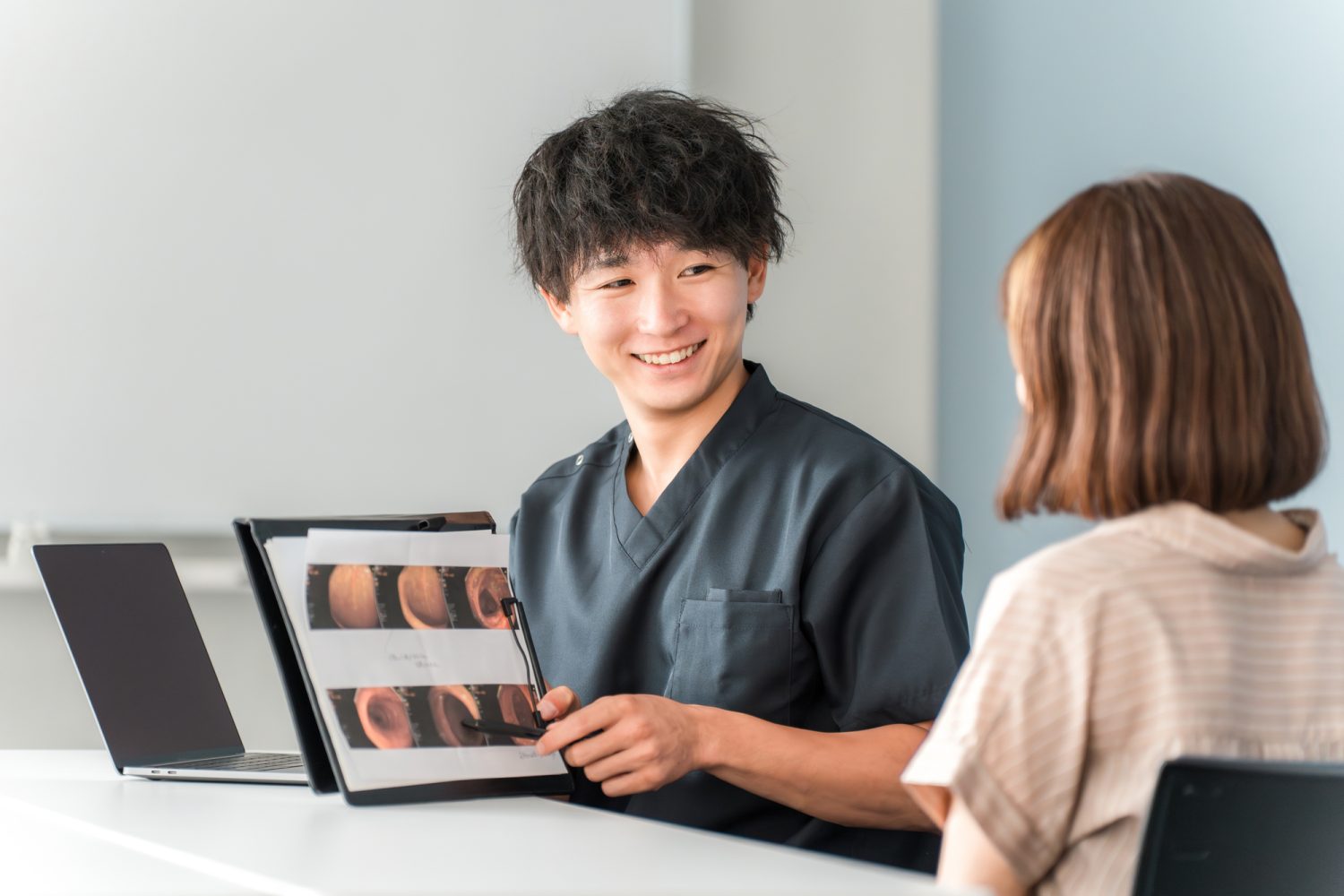 大腸カメラ、CT、MRIの使い分けは？