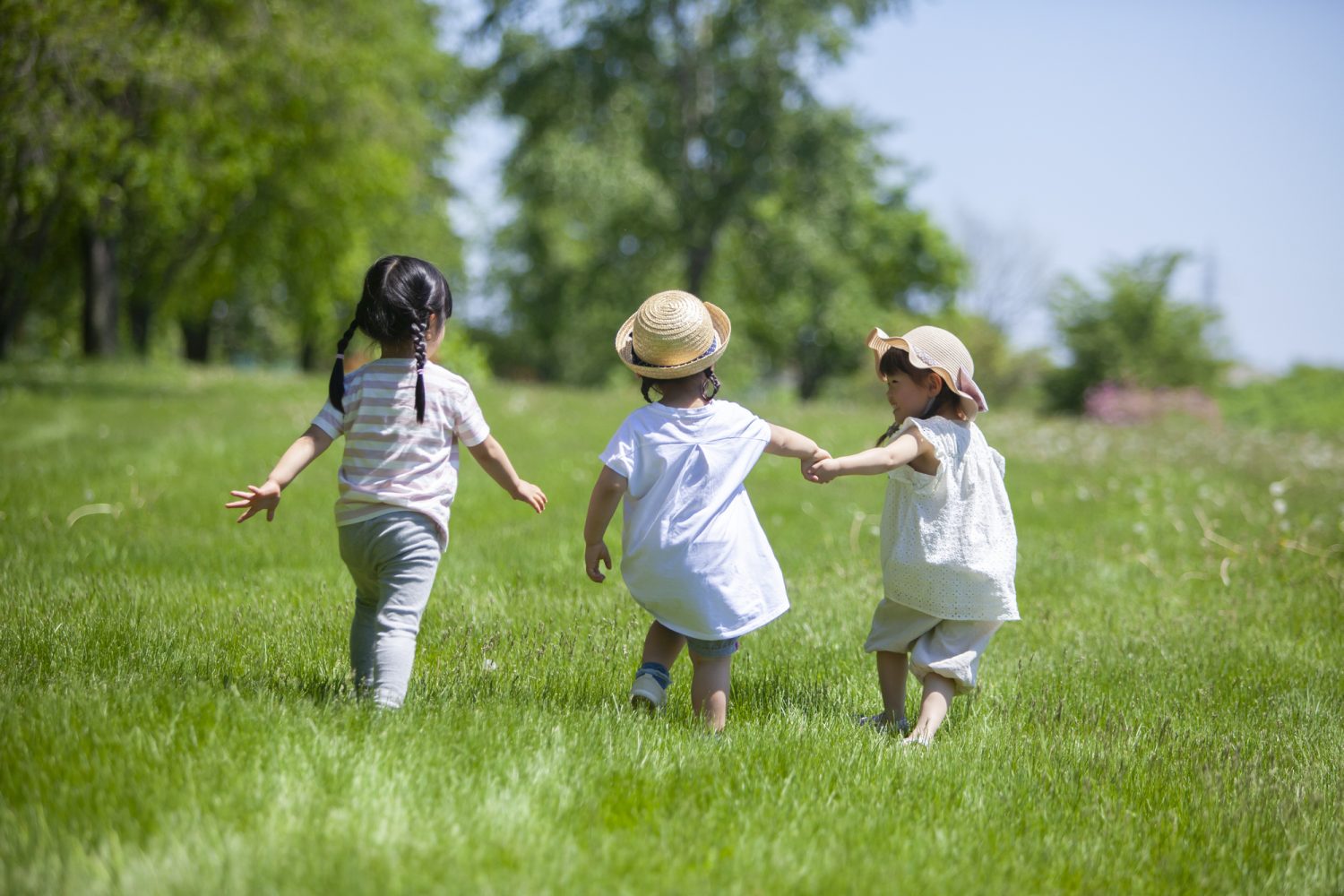 年齢別症状の特徴（乳幼児期〜幼児期）
