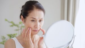 「ほうれい線の改善にヒアルロン酸注入」は有効？ 効果・持続期間・注意点を医師に聞く